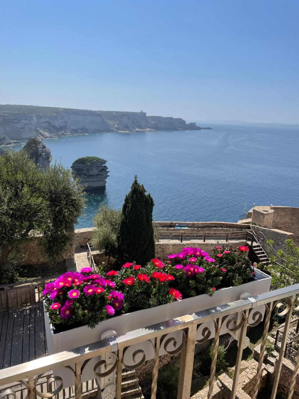 View (from property/room), Balcony/Terrace, Sea view
