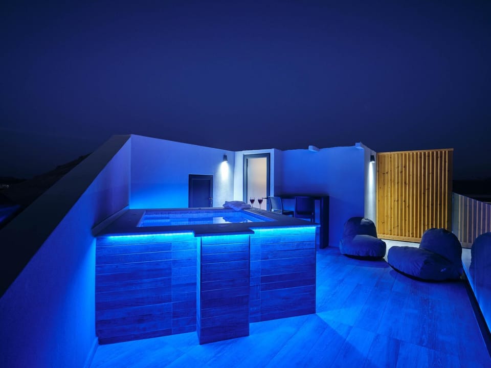 Hot Tub, Balcony/Terrace
