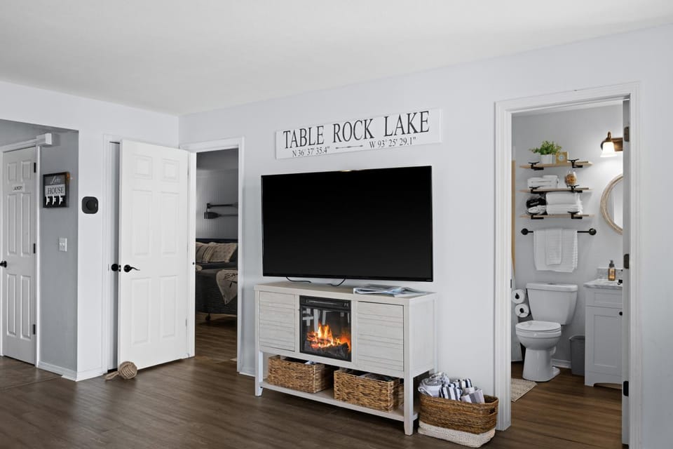 Bridgewater Retreat Near SDC - Step-Free Access! Apartment in Kimberling City