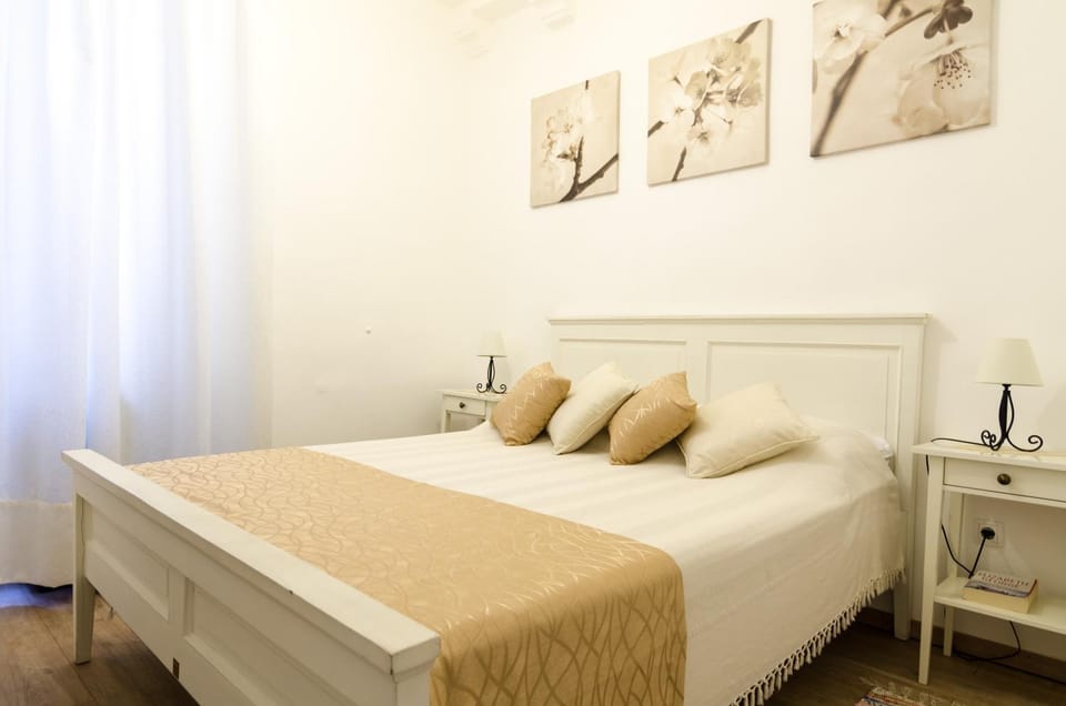Dubrovnik Old Town Charming Room Bed and Breakfast in Dubrovnik