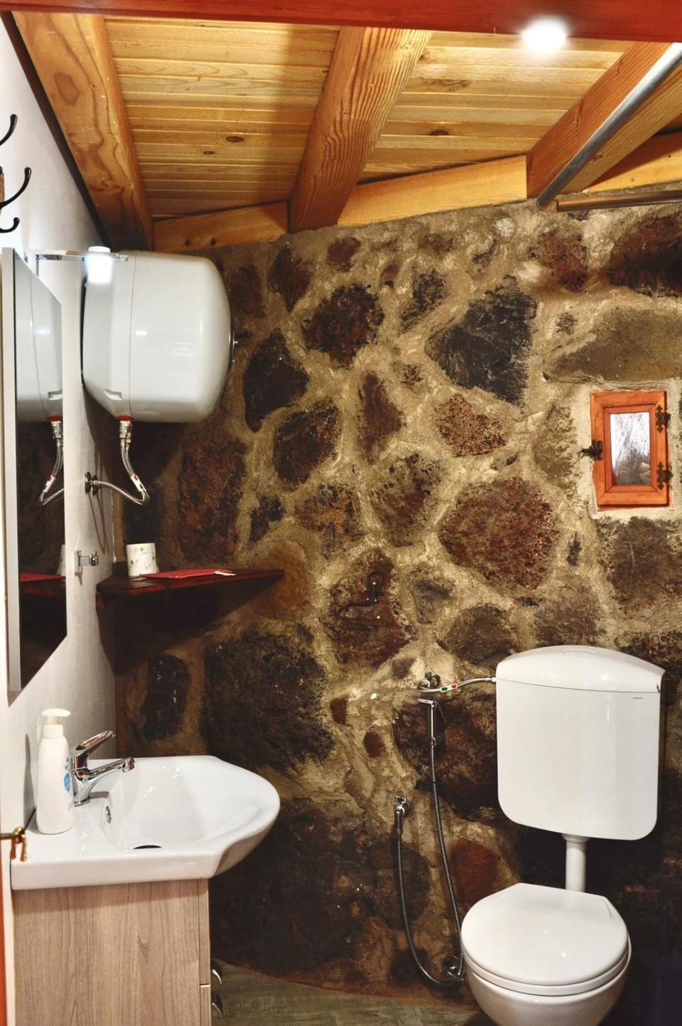 Toilet, Bathroom