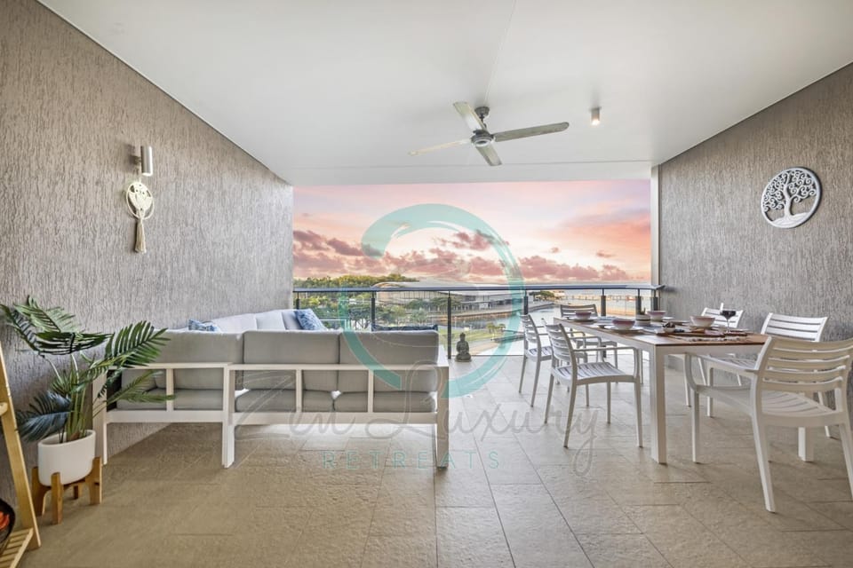 ZEN PENINSULA - Darwin's Prestigious WaterFront Retreat House in Darwin