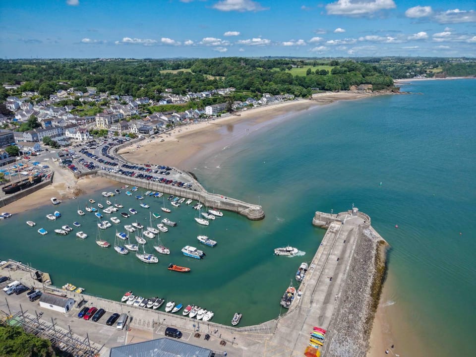 Morien - 2 Bedroom Apartment - Saundersfoot Apartment in Saundersfoot