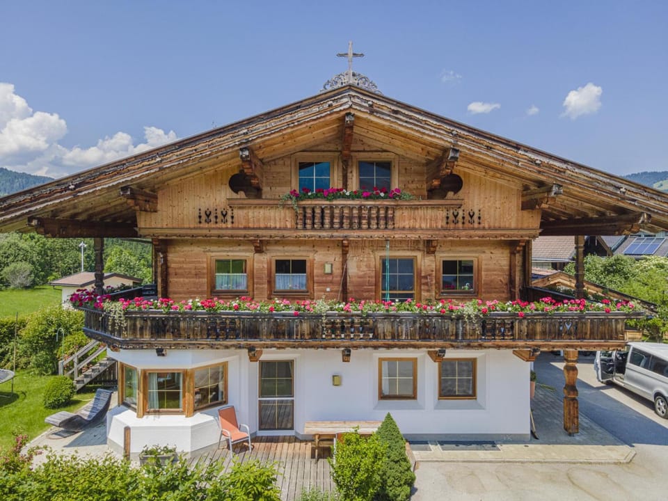 Property building, Summer