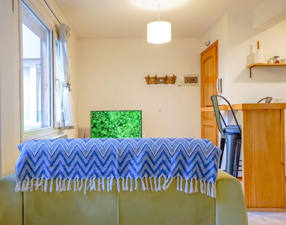 TV and multimedia, Living room, Photo of the whole room, Seating area