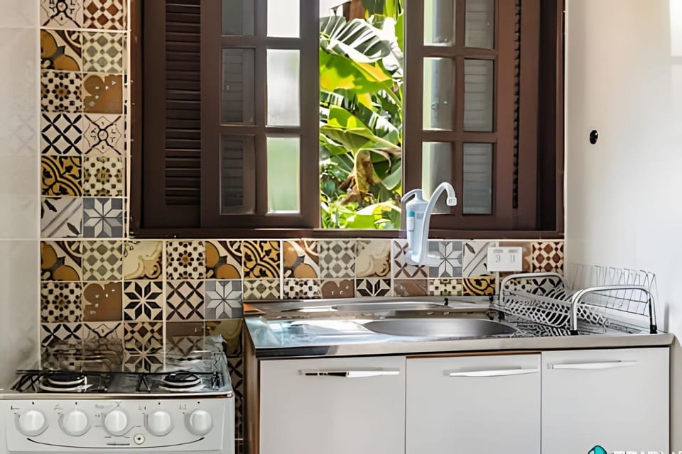 Refuge between beach and nature in Ilhabela Chalet in State of São Paulo