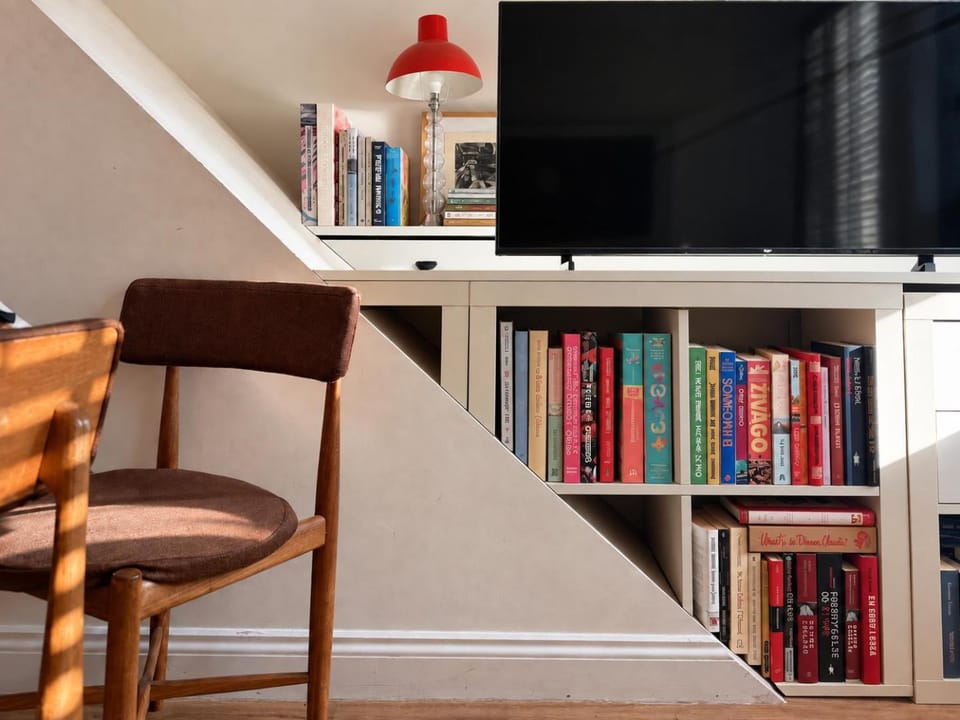 Central London Charming Camden Split Level Home Apartment in London Borough of Camden