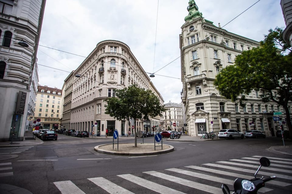 Property building, Neighbourhood, City view, Street view