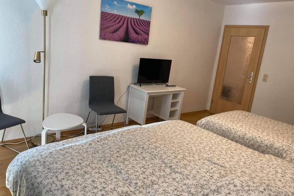 Beste Lage in Rostock: 2-Zimmerwohnung mit Balkon im 1.OG Apartment in Mecklenburg-Vorpommern, Germany