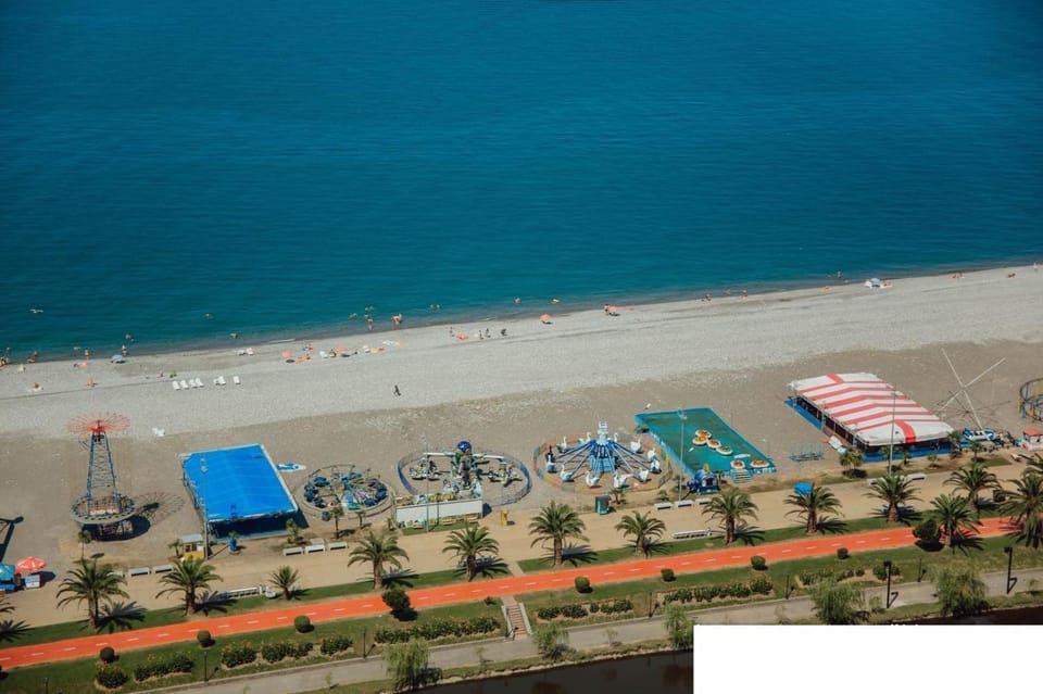 Орби Сити Apartment in Batumi