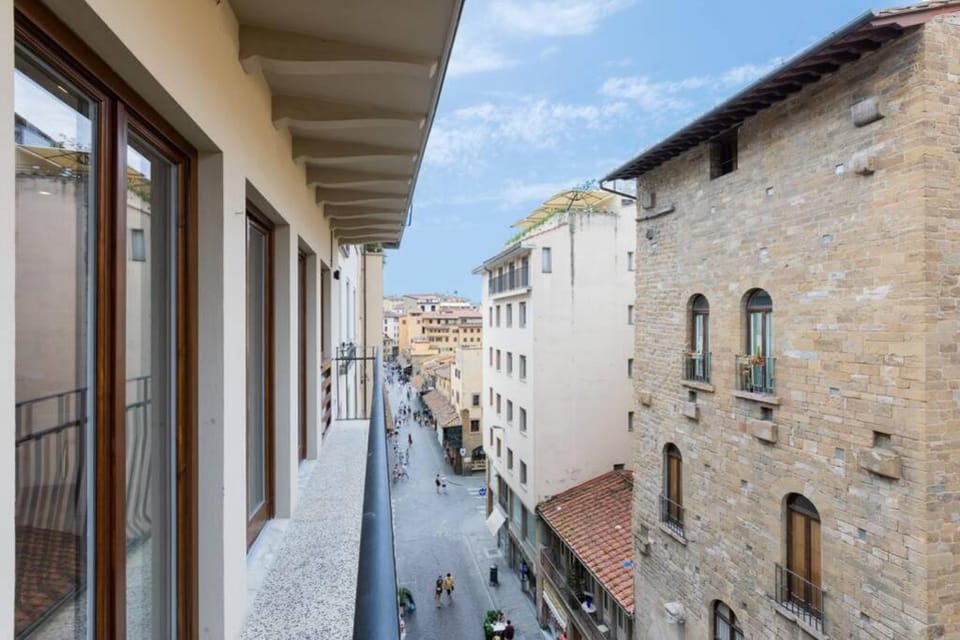 Balcony/Terrace, City view