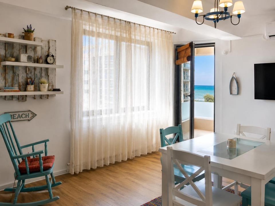 TV and multimedia, Living room, Seating area, Dining area, Sea view, Sea view, Sunrise