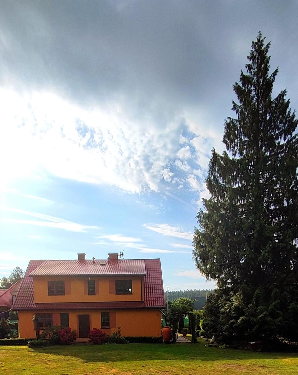 Pokoje gościnne POD TUJĄ Bed and Breakfast in West Pomeranian Voivodeship, Poland