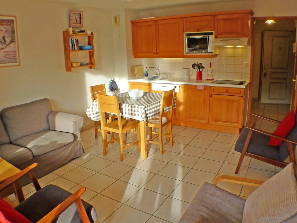 Spacieux appartement 4 pièces avec WIFI, animaux acceptés, parking - FR-1-629-14 Apartment in Samoëns