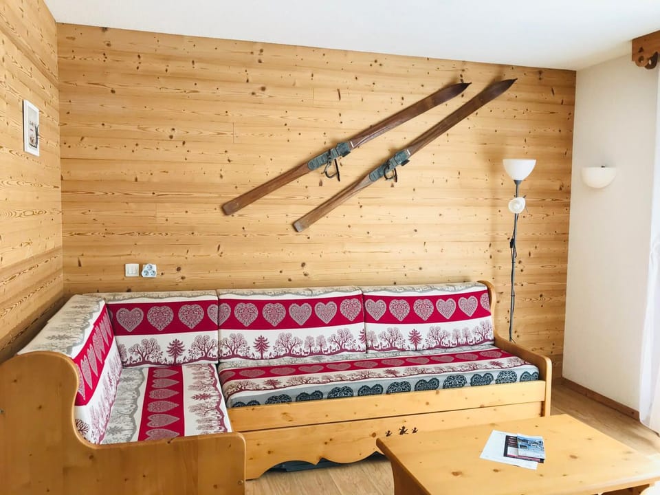 Appartement de 6 personnes avec terrasse, parking et Wi-Fi Apartment in Samoëns