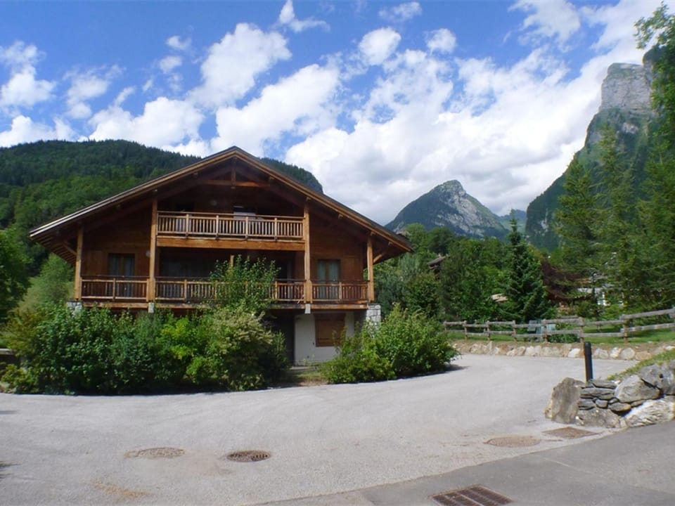 3 pièces calme à Samoëns avec parking privé, 4 couchages - FR-1-629-48 Apartment in Samoëns