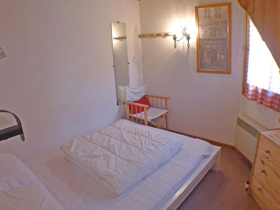 Appartement T2 avec mezzanine au cœur du village, animaux admis - FR-1-629-68 Apartment in Samoëns