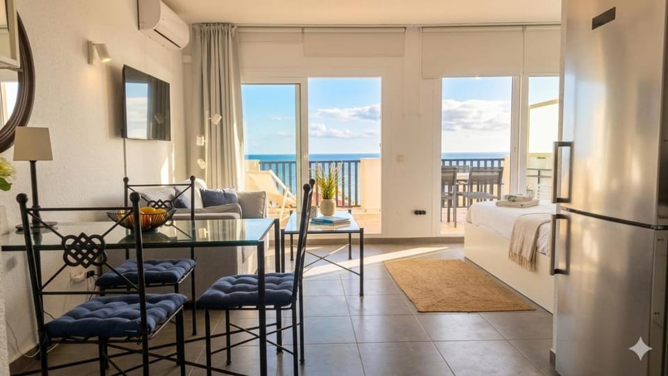 Apartamento en Marbella con vistas al mar Apartment in Marbella