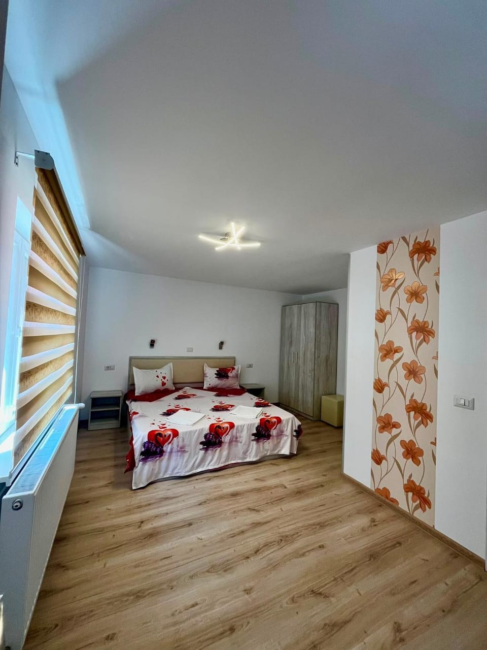 Calypso Rooms Bed and Breakfast in Brașov County