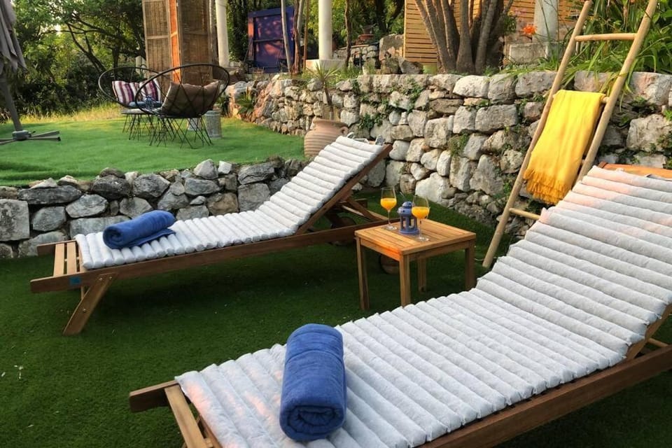 SECRET PARADISE-Holiday home with hot tub and BBQ House in Lopud