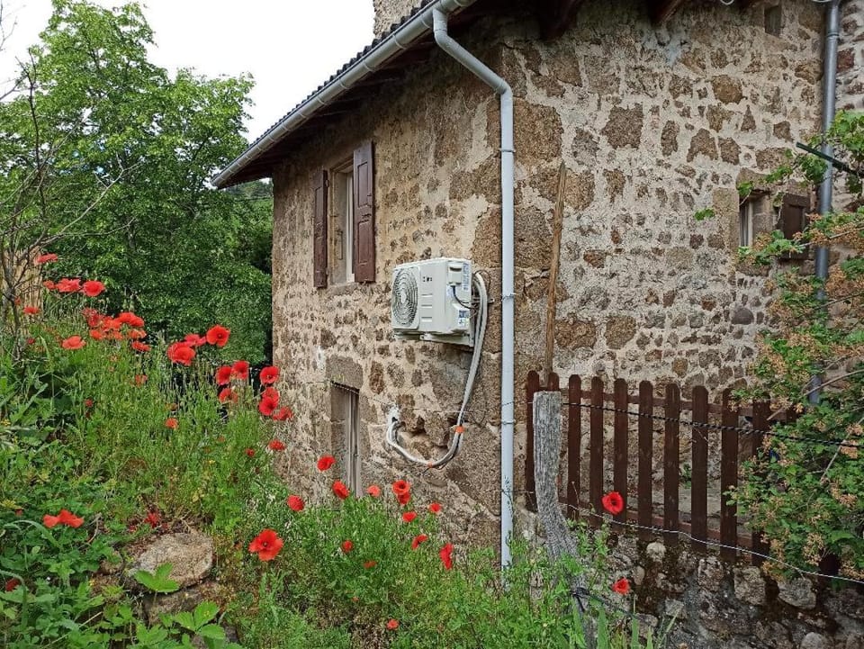 Gîte les coquelicots de Retourtour House in Provence