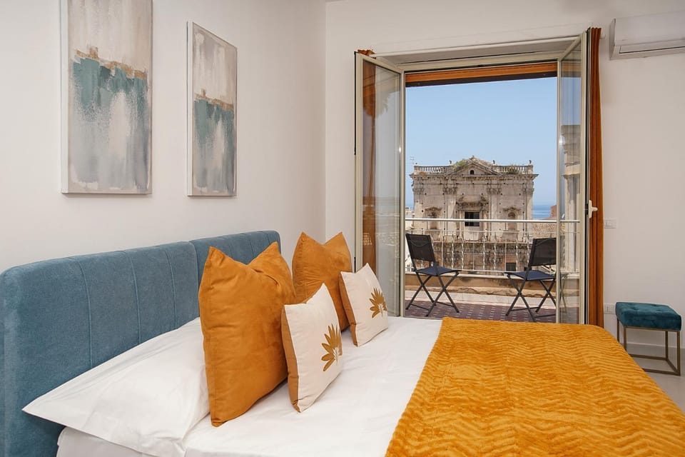 Balcony/Terrace, Bedroom, City view