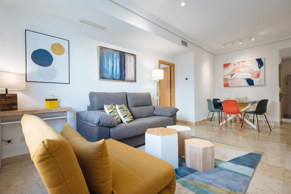 TV and multimedia, Living room, Dining area