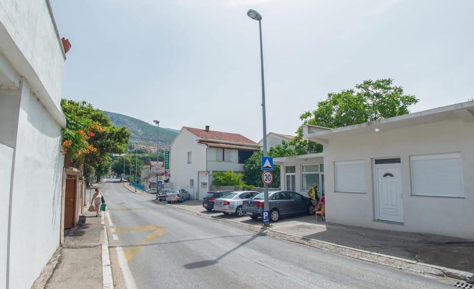 Cozy apartment in Old Town - with parking Apartment in Mostar