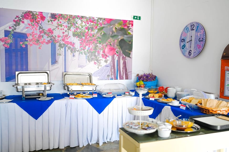 Breakfast, Buffet breakfast