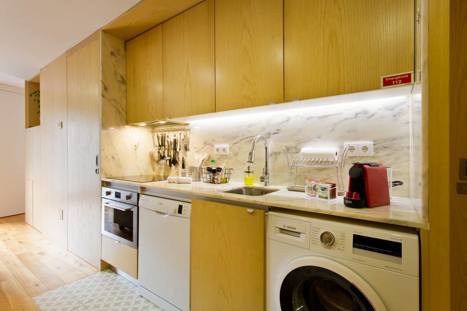 Kitchen or kitchenette, Communal kitchen