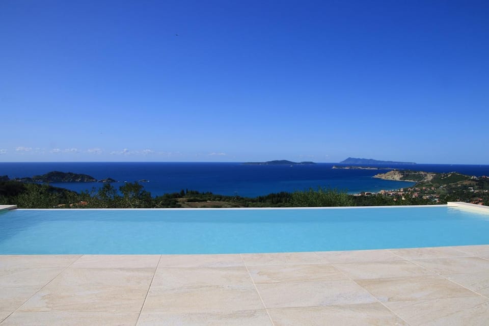 View (from property/room), Balcony/Terrace, Pool view, Sea view, Swimming pool