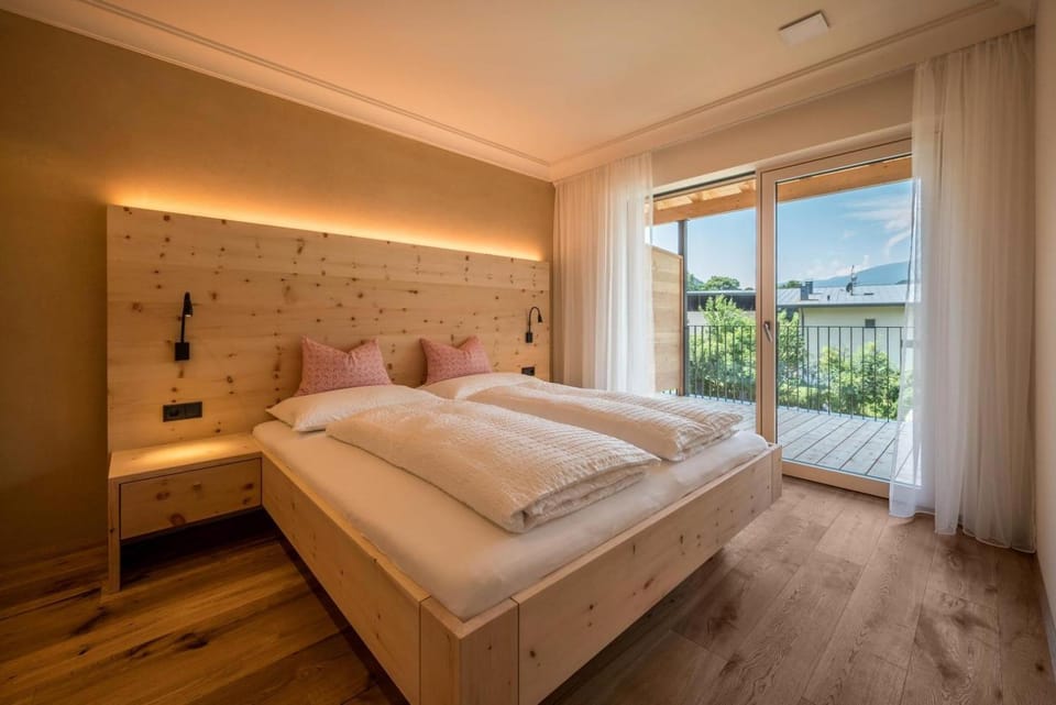 Property building, Living room, Bedroom