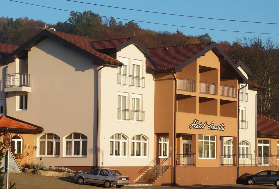 Property building, Facade/entrance