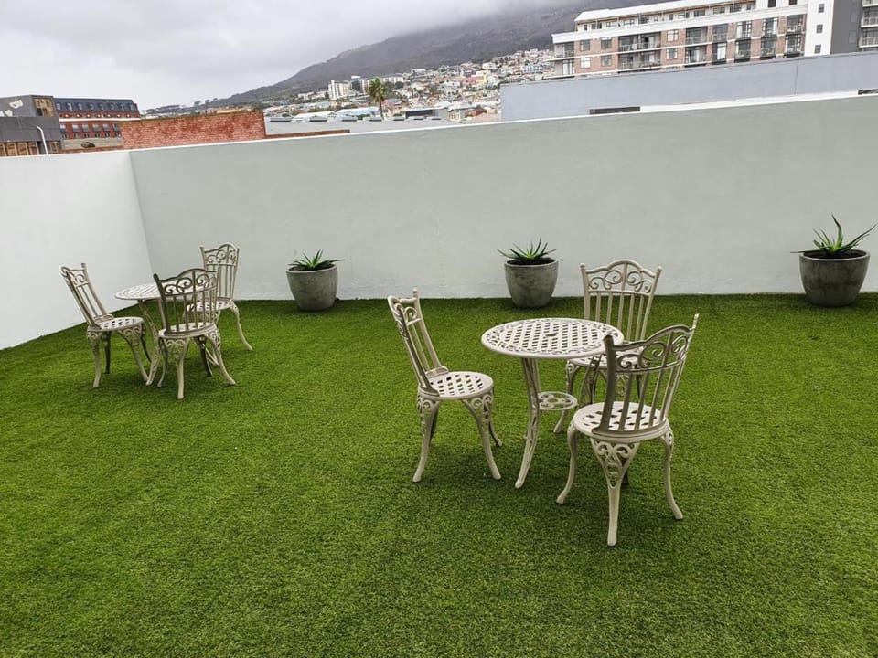 Garden, Balcony/Terrace