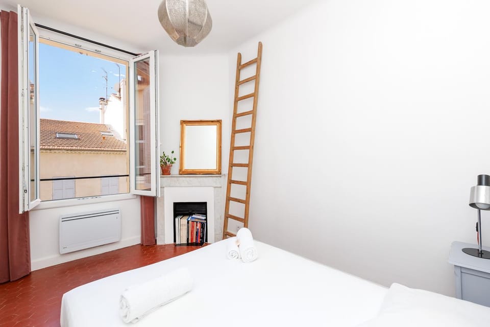 Upstays - Bright flat - near shops - Congress Apartment in Cannes