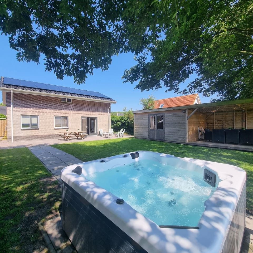 Hot Tub