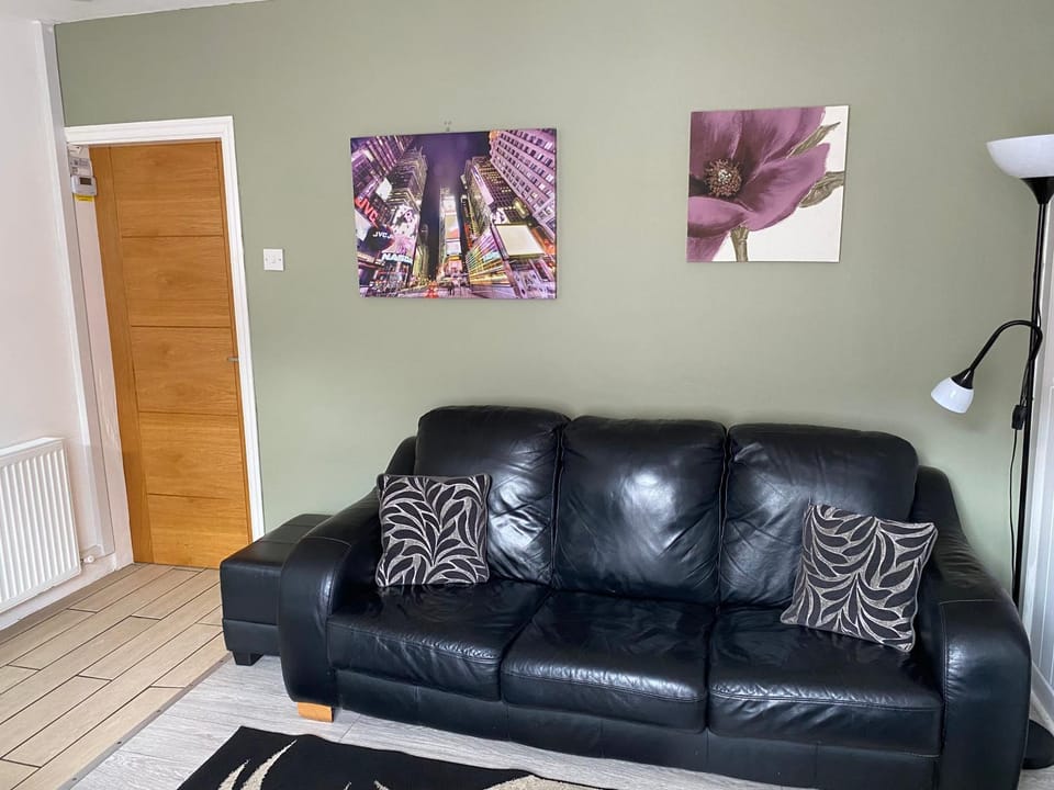 Cosy end terrace House in Lancaster
