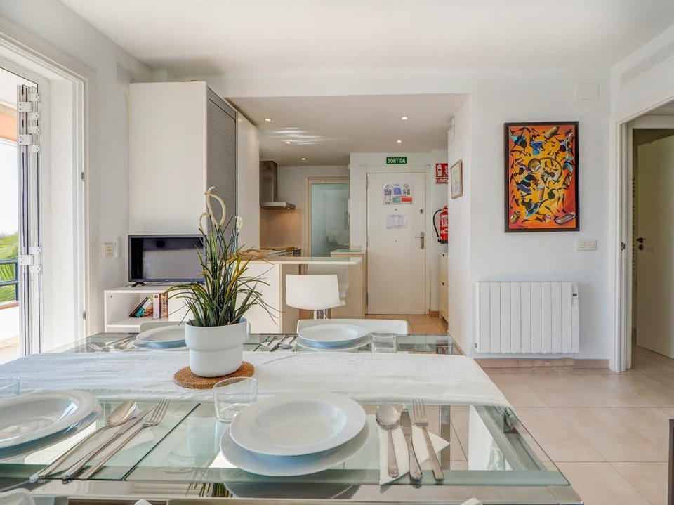 Balmins White by Hello Homes Sitges Apartment in Sitges