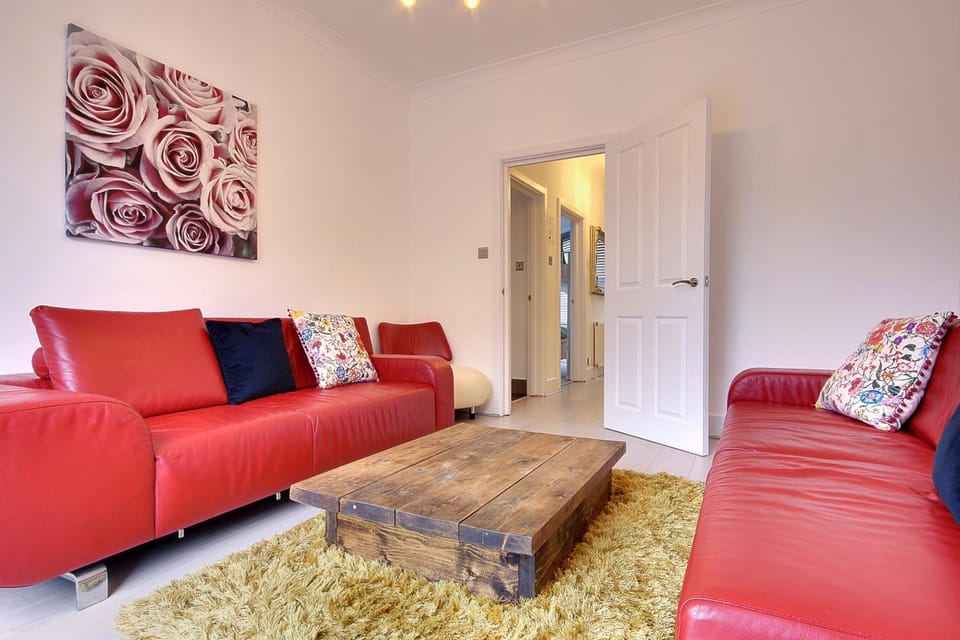 Palm Meadows Villa Villa in Bournemouth