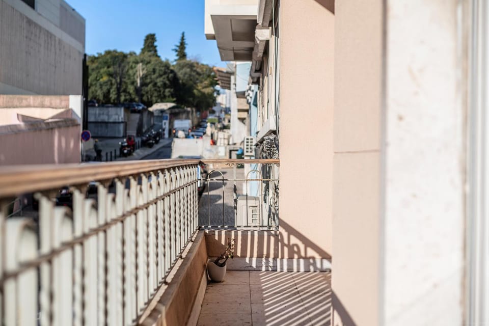 Facade/entrance, Balcony/Terrace, Quiet street view