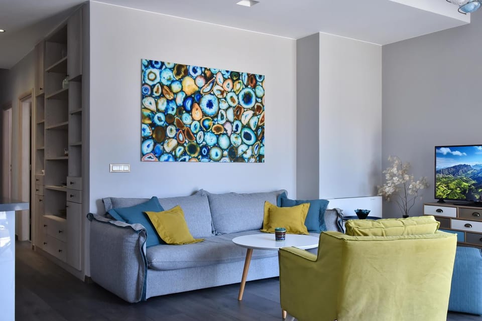 TV and multimedia, Living room
