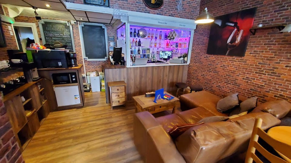 Lounge or bar