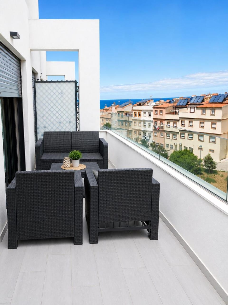 Atico Casa Kyara, con gran Terraza y Parking, Iceberg Albacerrado Apartment in Tarifa