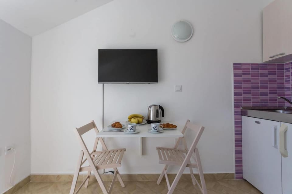 TV and multimedia, Coffee/tea facilities