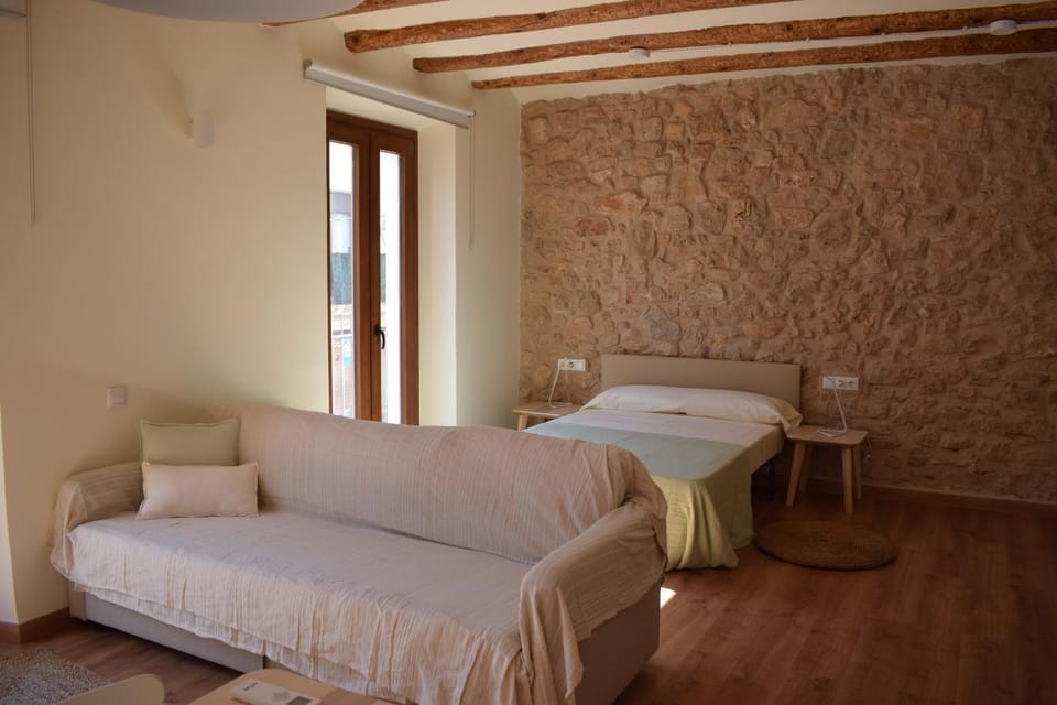 Bed, Living room, Bedroom