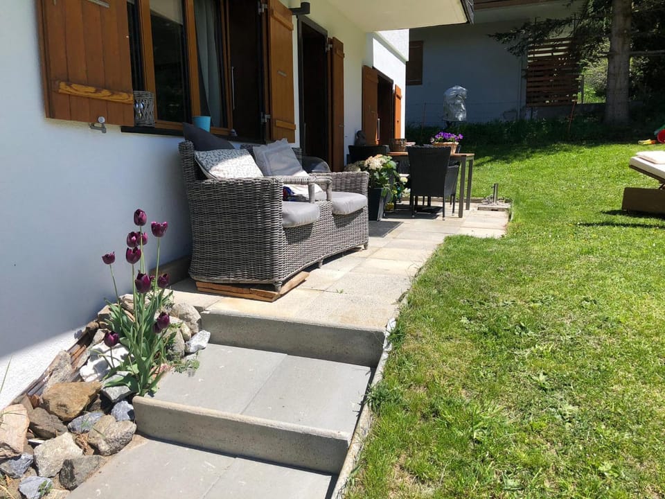 Garden, Balcony/Terrace