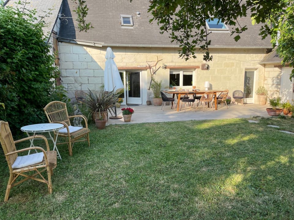 Property building, Patio, Garden, Balcony/Terrace, Garden view, Internal: Not applicable to any particular room