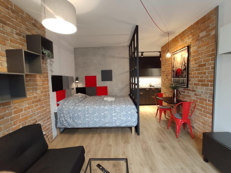 Bed, Living room