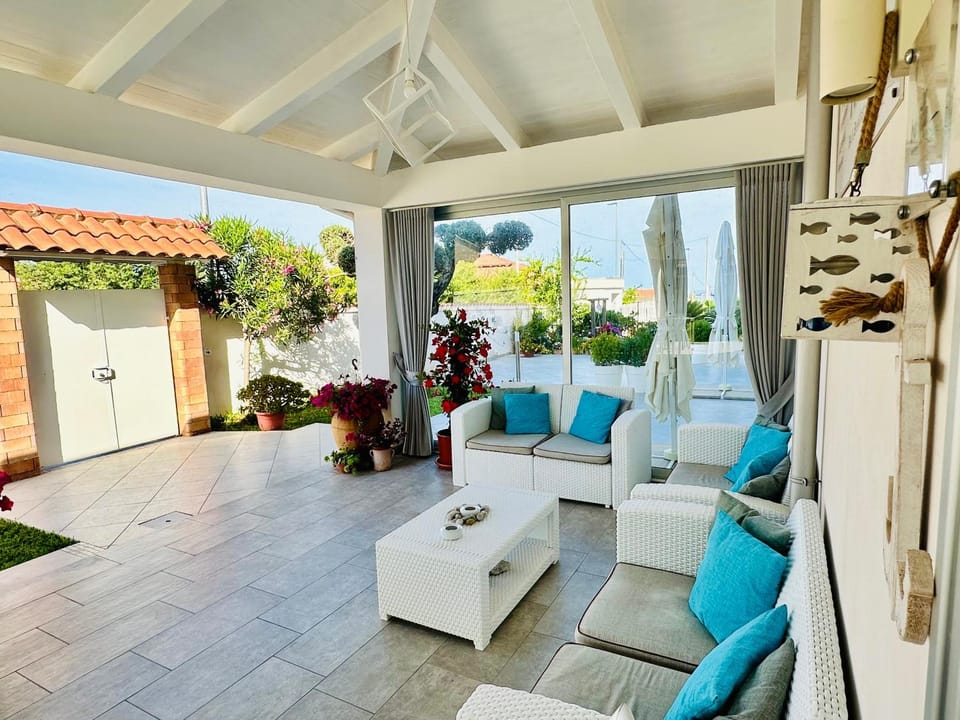 Patio, Garden, View (from property/room)