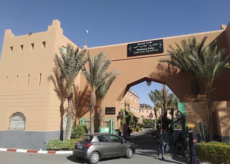 Facade/entrance